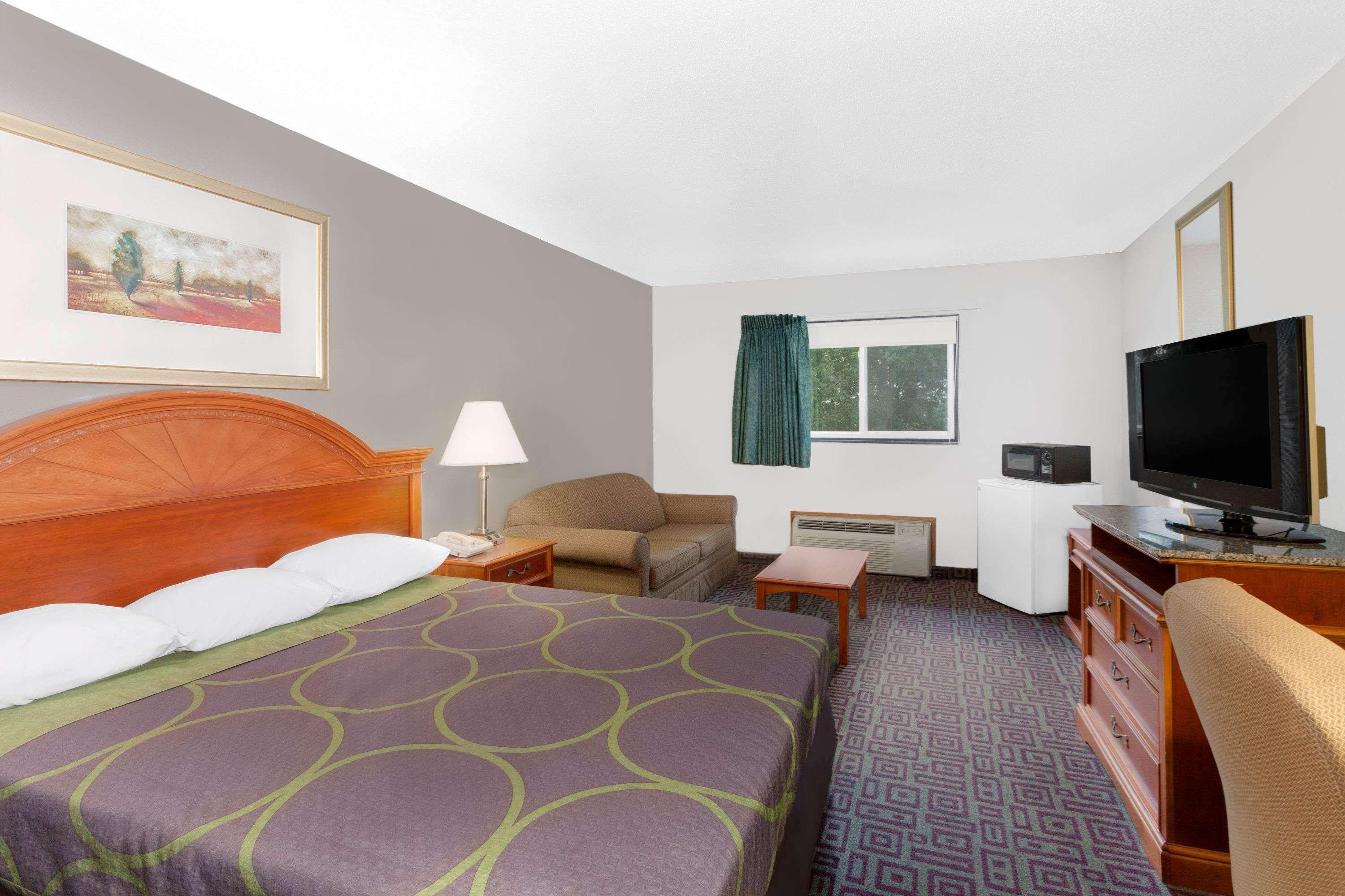 ซูเปอร์ 8 บาย วินด์แฮม ฟอร์ตเมดิสัน Hotel Fort Madison ภายนอก รูปภาพ