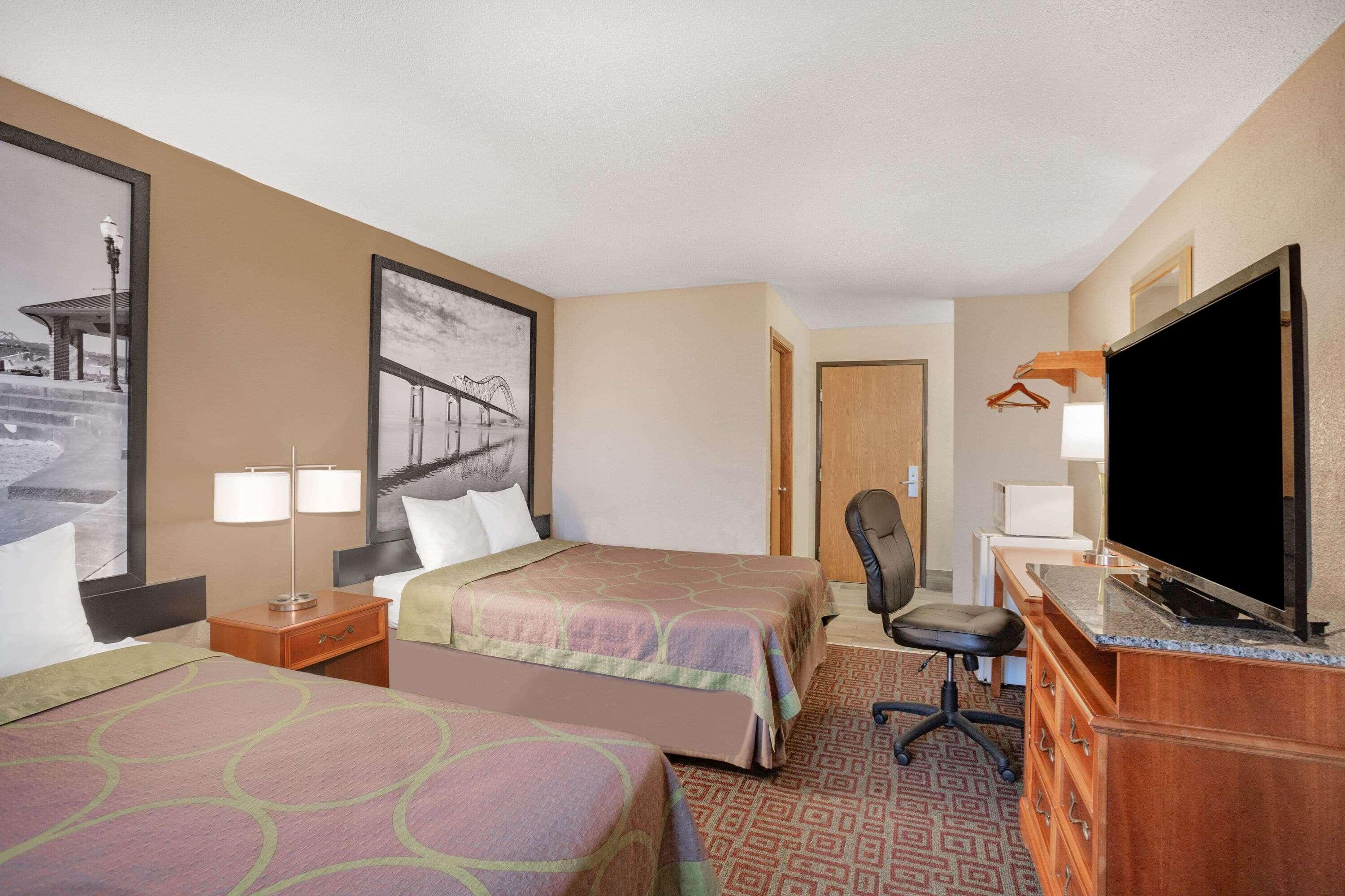 ซูเปอร์ 8 บาย วินด์แฮม ฟอร์ตเมดิสัน Hotel Fort Madison ภายนอก รูปภาพ