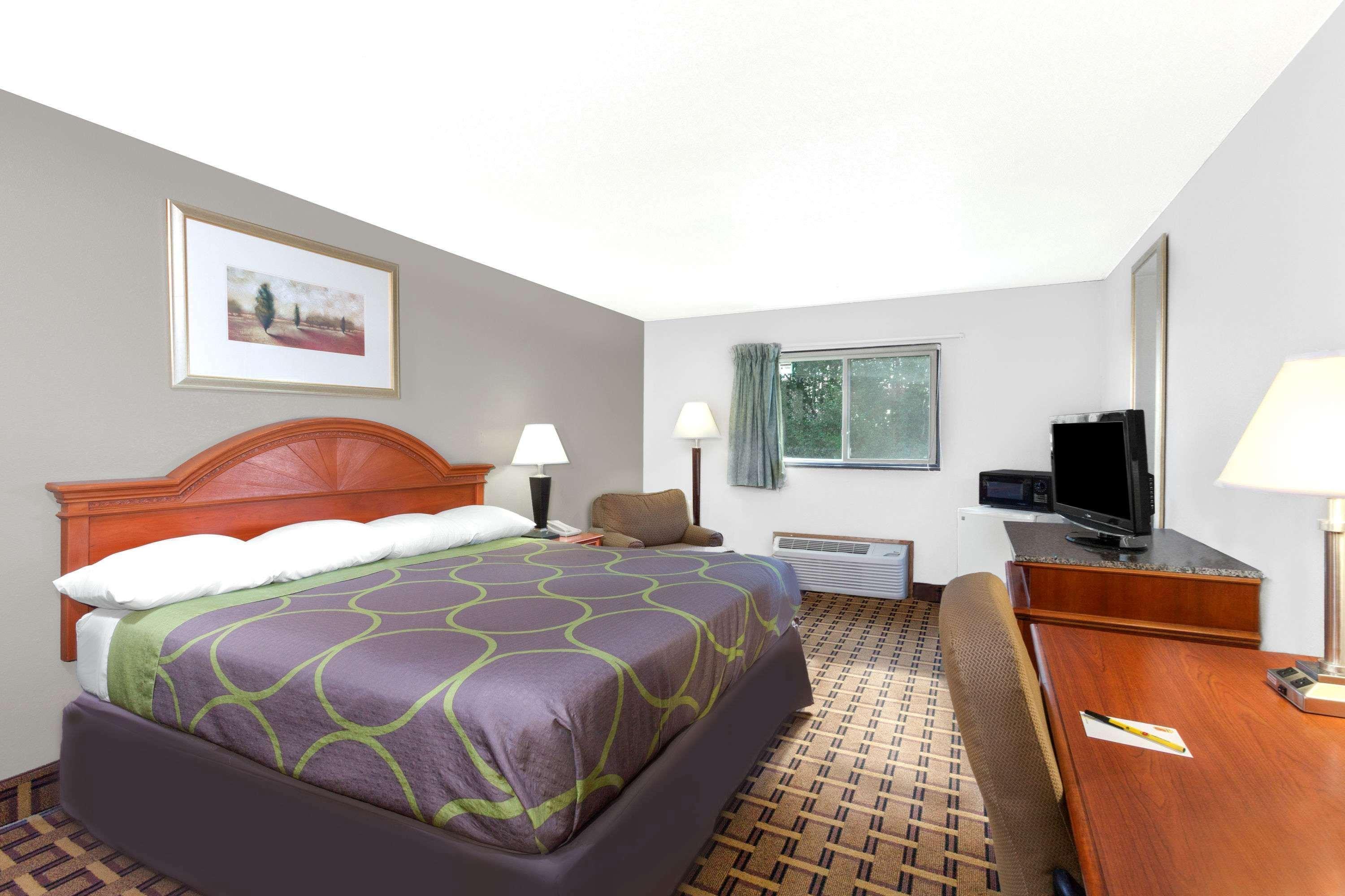 ซูเปอร์ 8 บาย วินด์แฮม ฟอร์ตเมดิสัน Hotel Fort Madison ภายนอก รูปภาพ