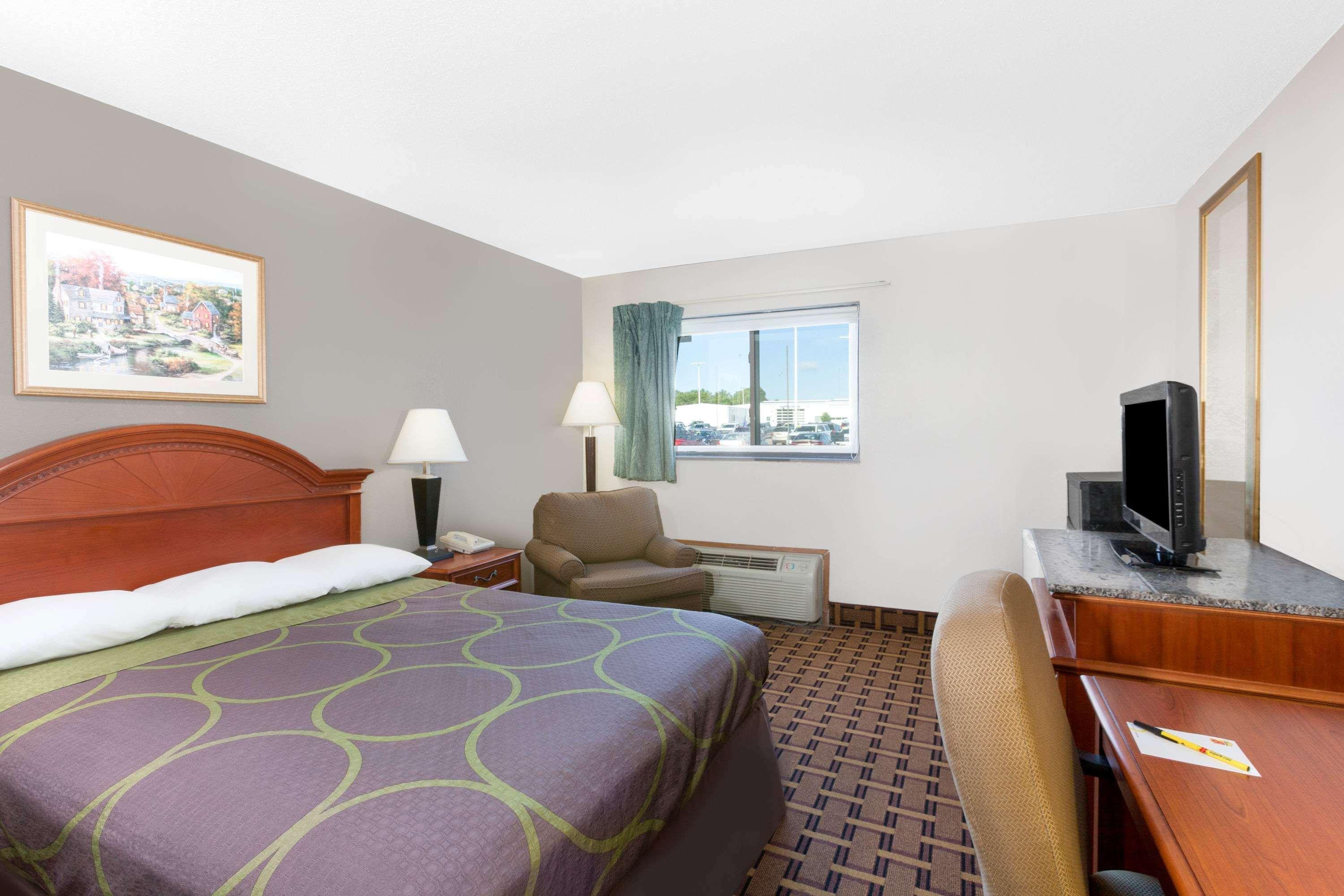 ซูเปอร์ 8 บาย วินด์แฮม ฟอร์ตเมดิสัน Hotel Fort Madison ภายนอก รูปภาพ