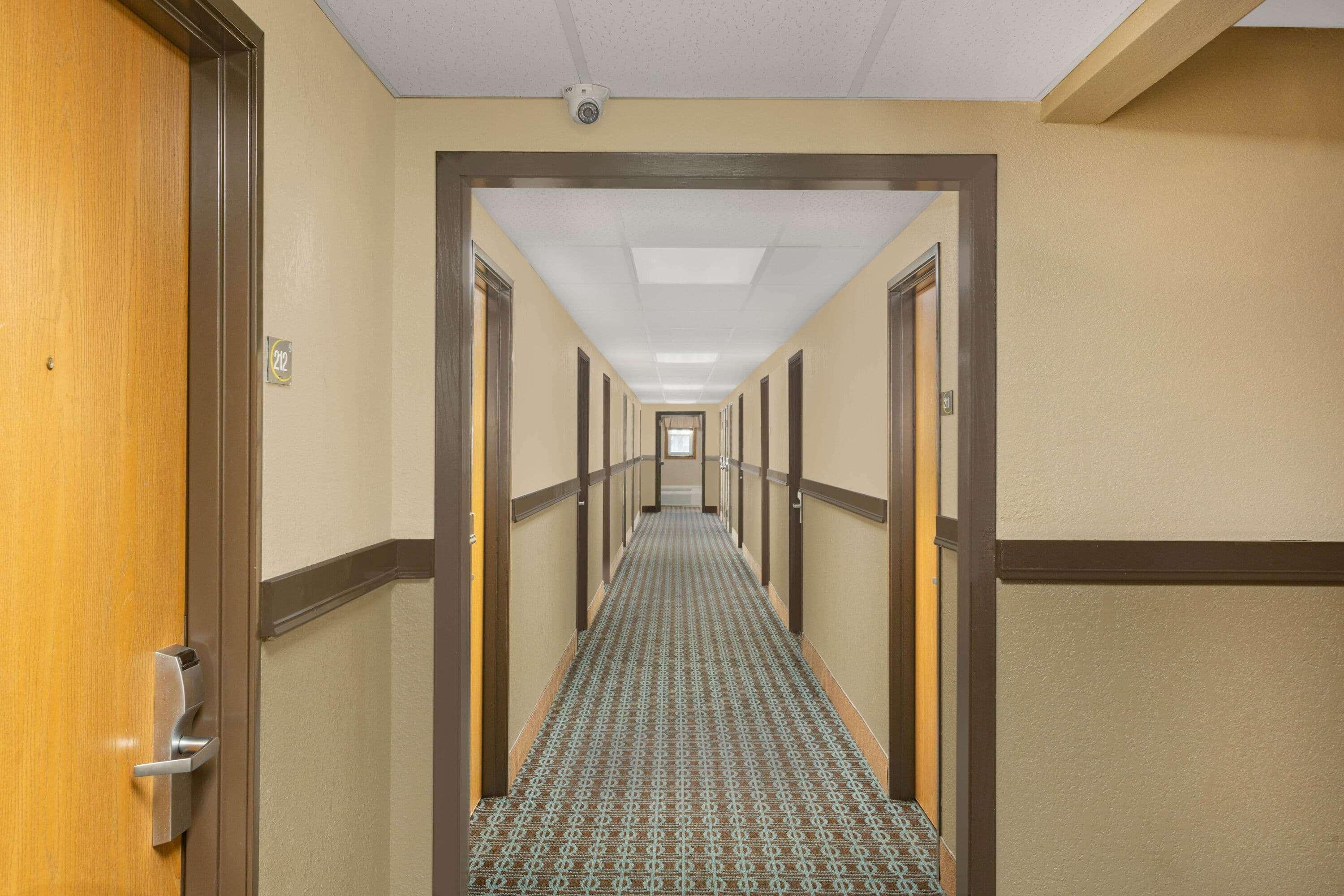 ซูเปอร์ 8 บาย วินด์แฮม ฟอร์ตเมดิสัน Hotel Fort Madison ภายนอก รูปภาพ